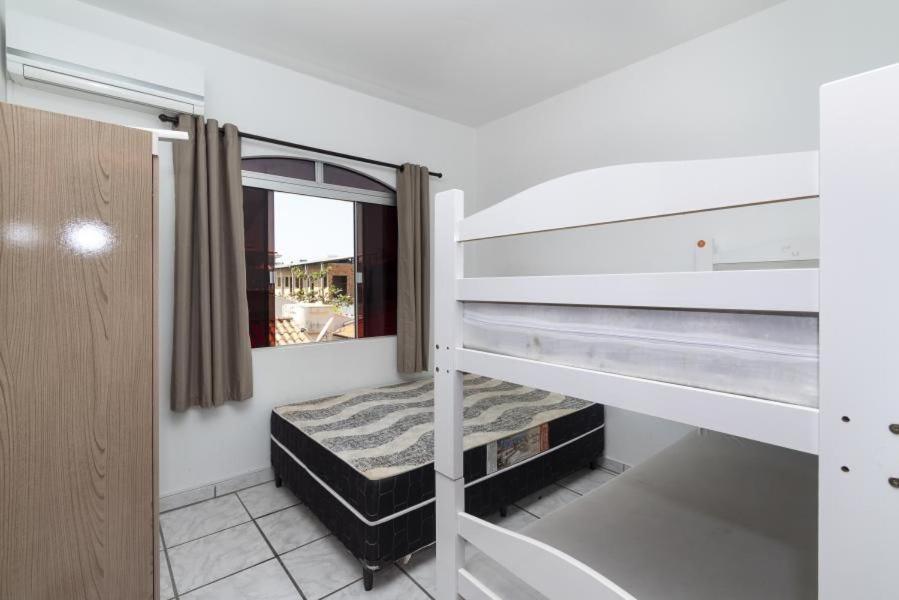 Ferienwohnung Residencial Ipe Amarelo Bombinhas Exterior foto